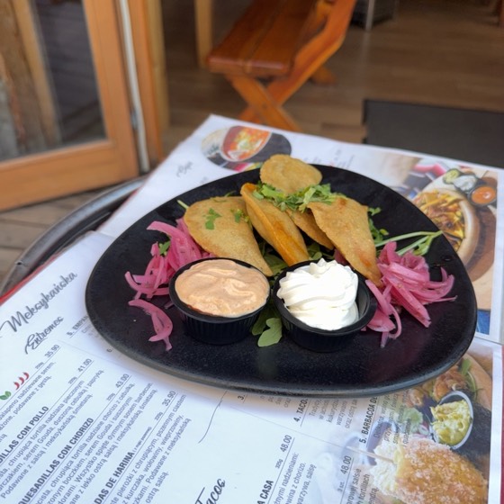 Empanadas kukurydziane, zdjęcie z karty Green Pub Sjesta użyte do skanu 3D